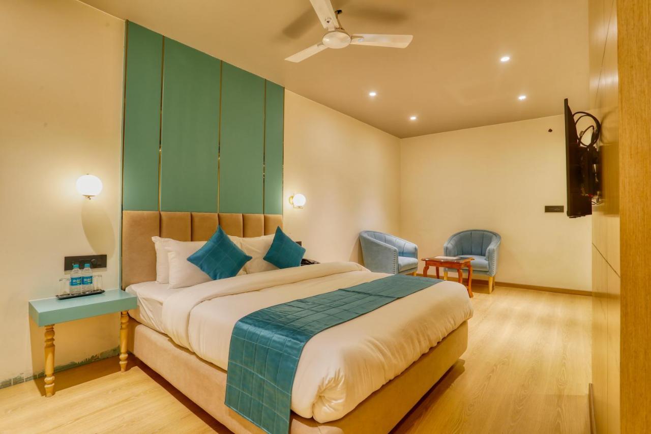 The Vincent Inn Bhopal Exterior photo