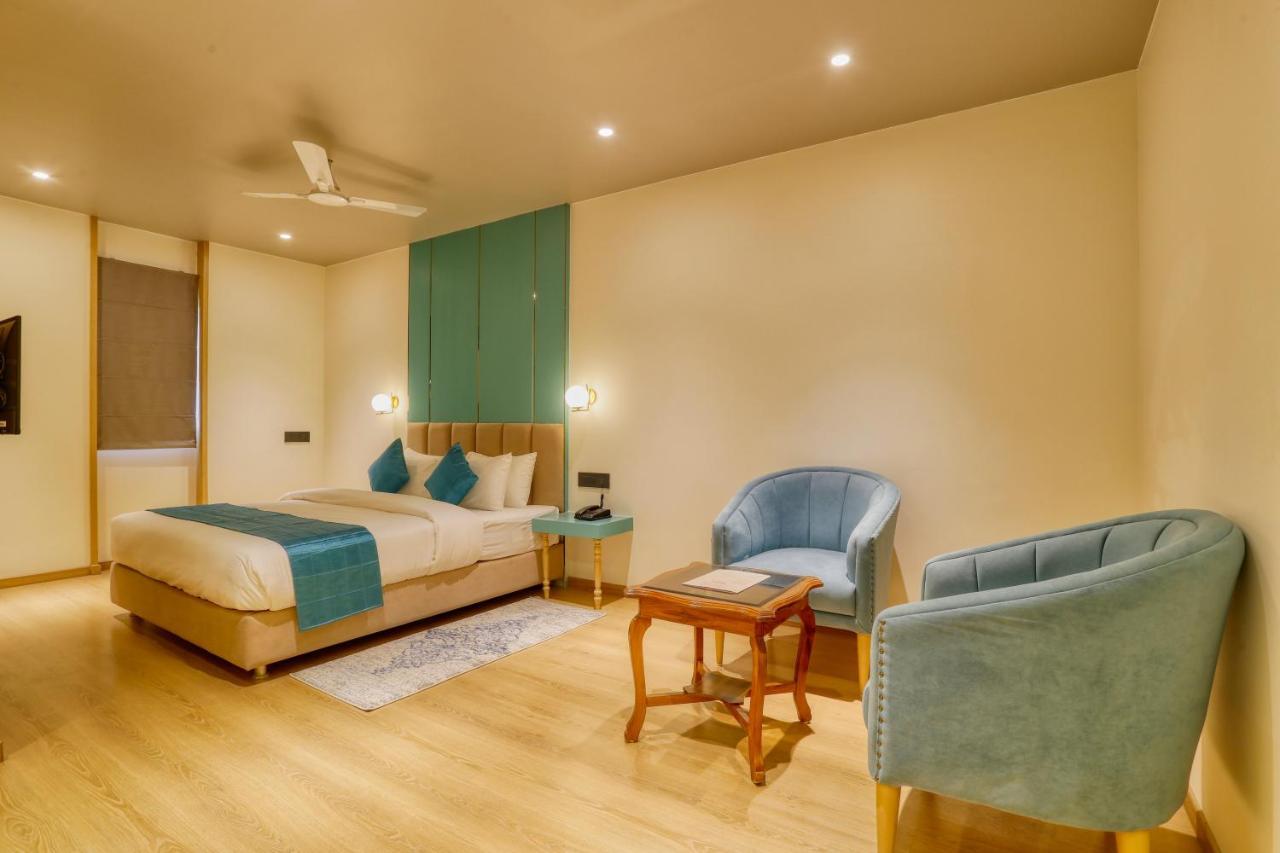 The Vincent Inn Bhopal Exterior photo
