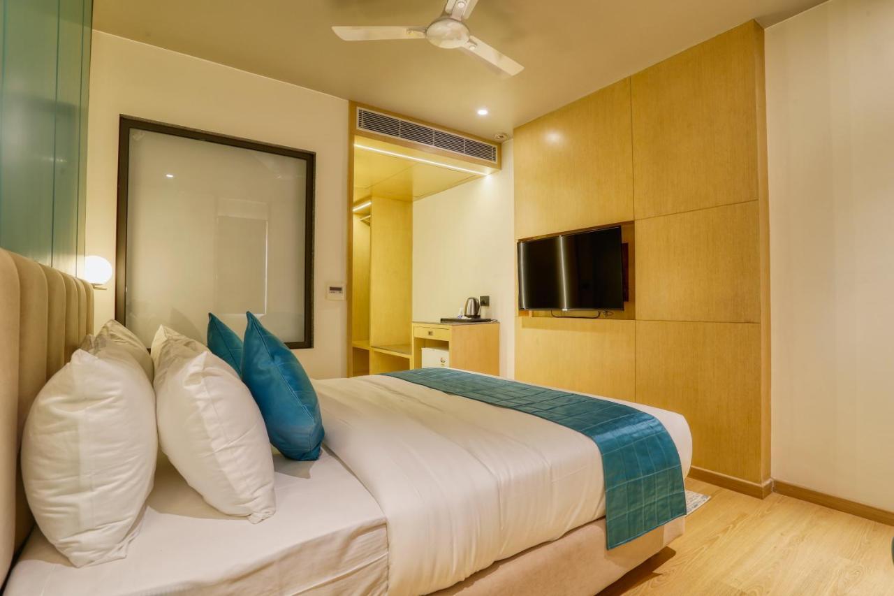 The Vincent Inn Bhopal Exterior photo
